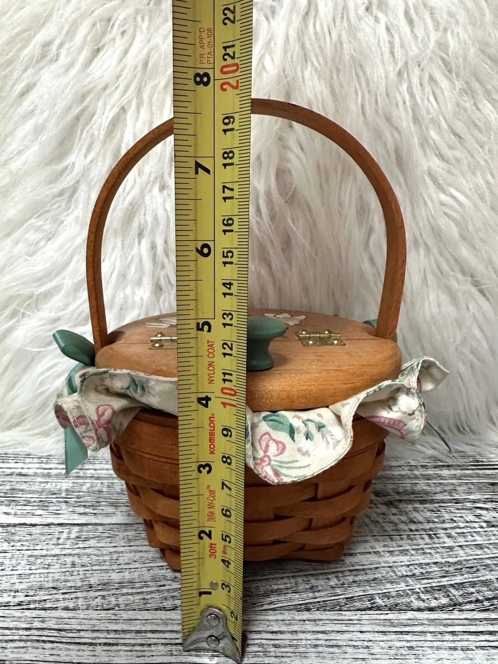 Longaberger 1993 May Series Lily of the Valley Basket w/ painted wood hinged lid